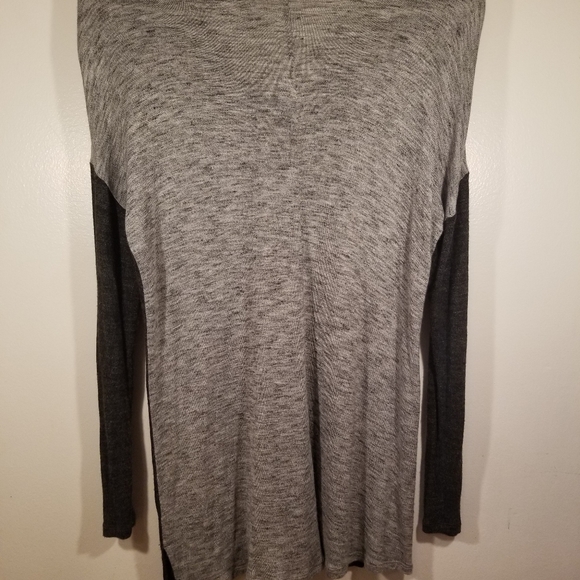 🧨 Ann Taylor Loft Lightweight Sweater 100% Rayon - Picture 2 of 5